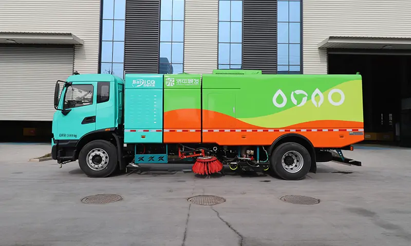 山東環(huán)衛(wèi)迎來(lái)新能源洗掃車 城市清潔邁入綠色高效新時(shí)代